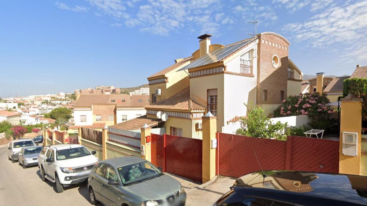 El asalto ocurría en la calle Gladiolos de Rincón de la Victoria.