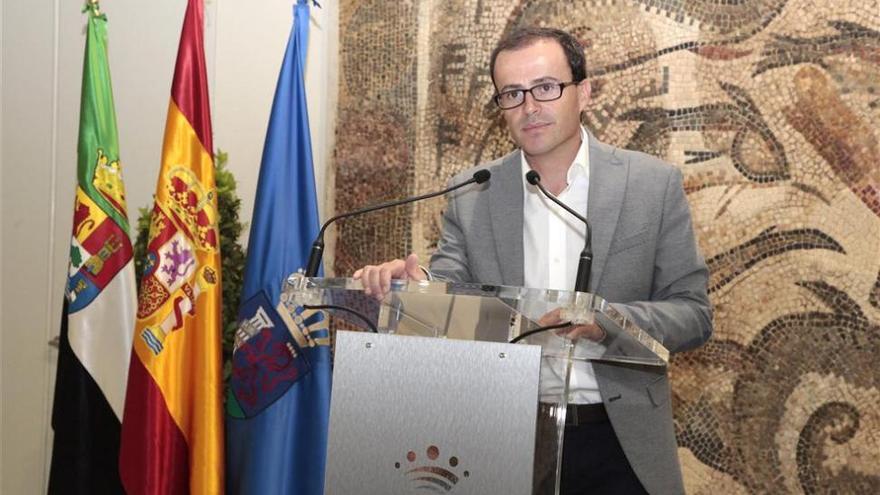 La Diputación de  Badajoz creará una empresa pública para gestionar los usos del Provincial