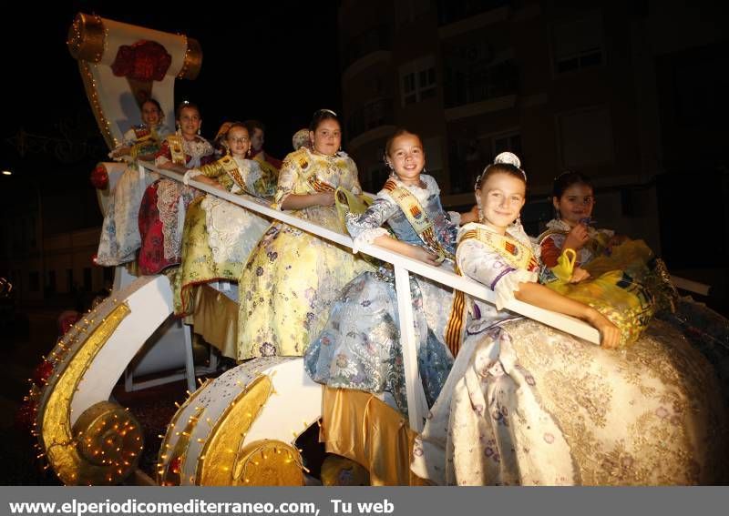 GALERÍA DE FOTOS -- Onda despide sus fiestas con un gran desfile de carrozas