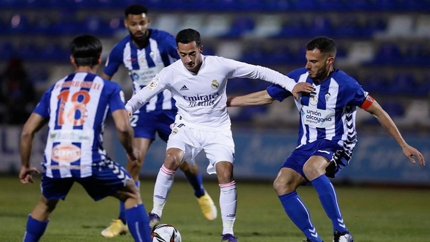 Imagen del partido de la temporada pasada disputado entre el Alcoyano y el Real Madrid en El Collao.