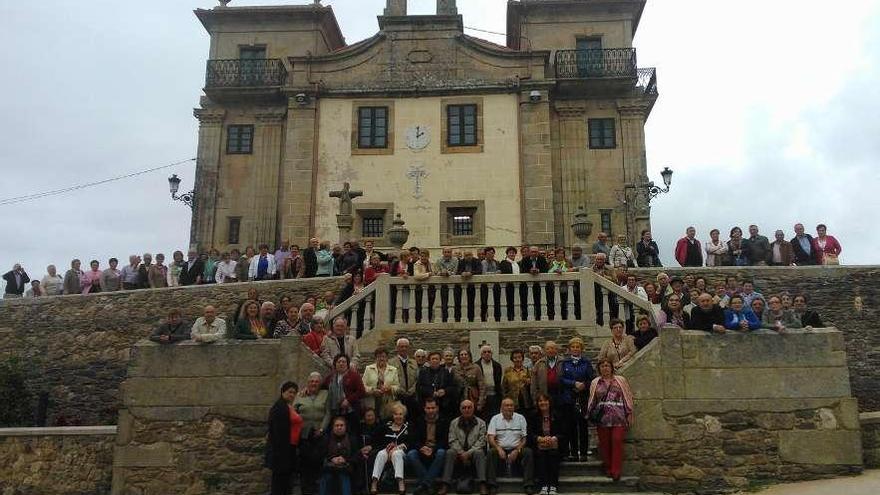 Excursión a Lalín de los vecinos de Cotobade.  // FdV