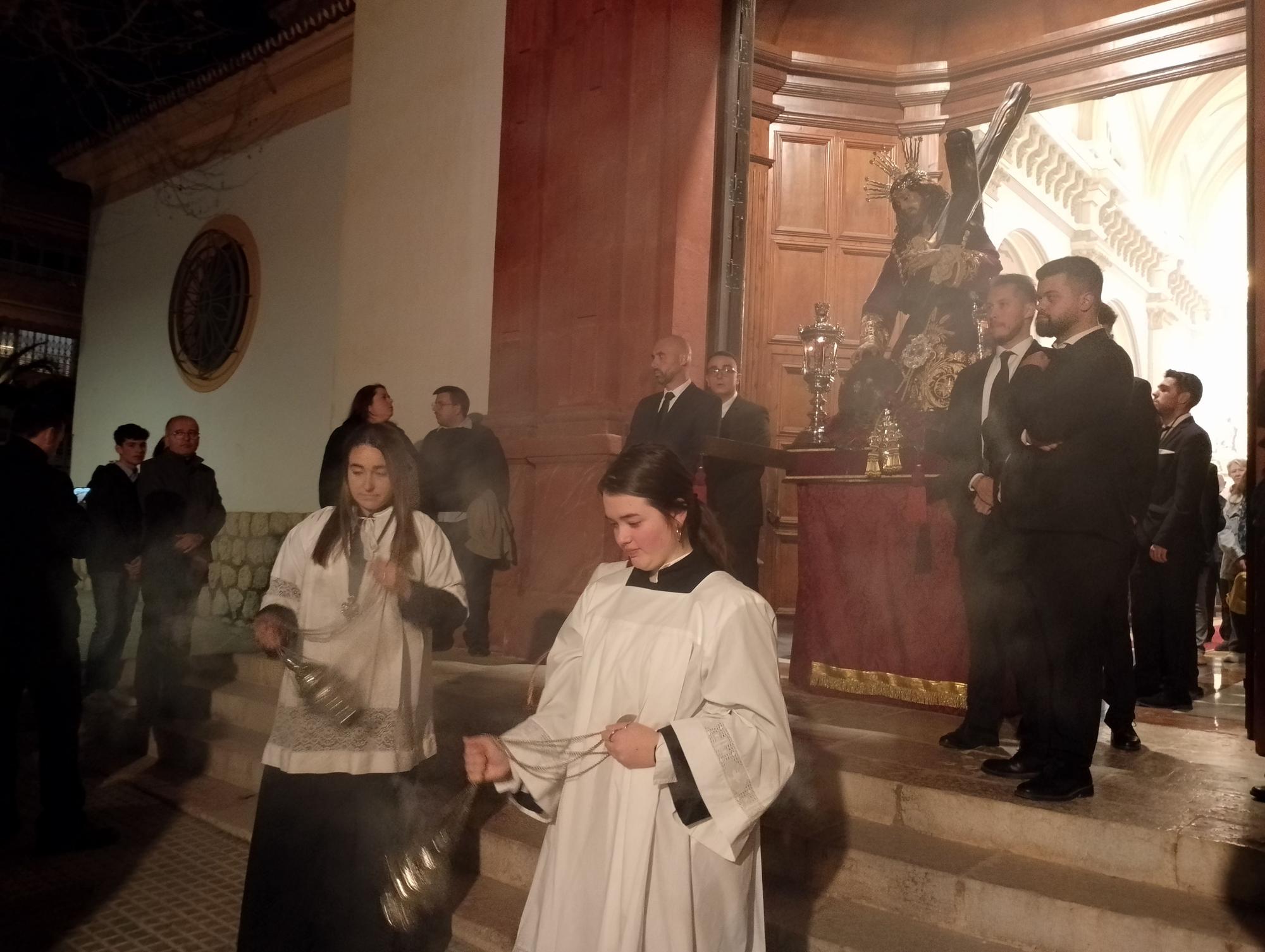 El vía crucis del Nazareno de Pedregalejo, en imágenes