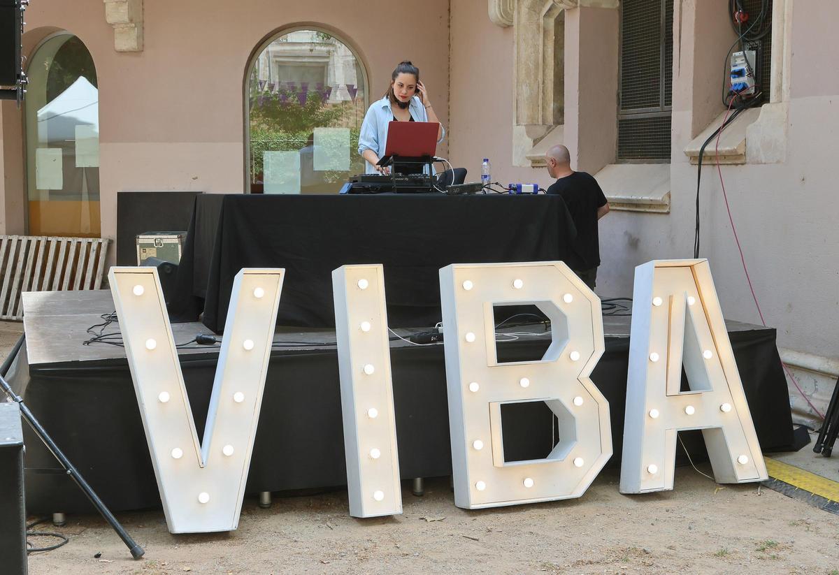 Les imatges de la mostra de vins de la ViBa al Pati del Casino de Manresa