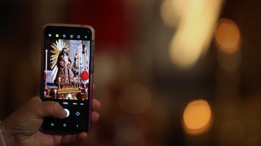 Málaga renueva su devoción por el Cristo de Medinaceli