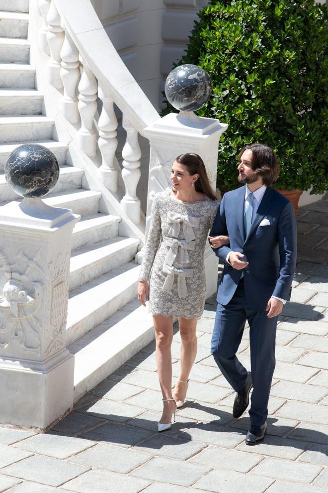 Carlota Casiraghi y Dimitri Rassam ya convertidos en marido y mujer