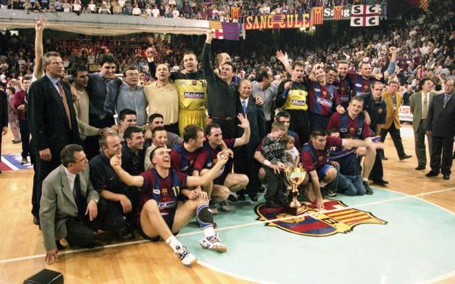 19 - Balonmano 99-00