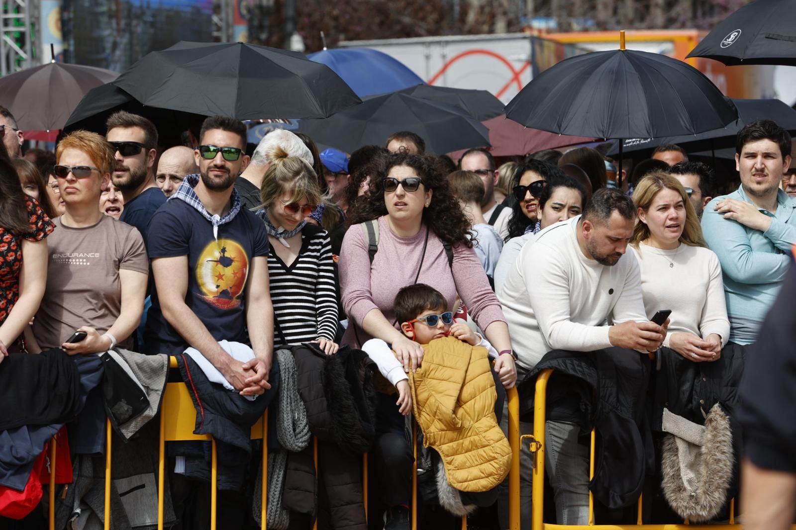 Búscate en la mascletà del 19 de marzo