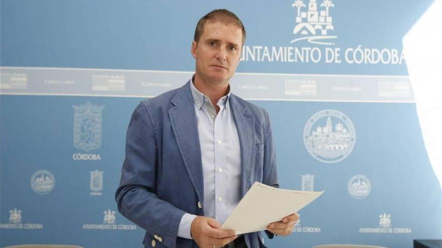 El PP pide informes acerca de los ascensores del polideportivo Vista Alegre