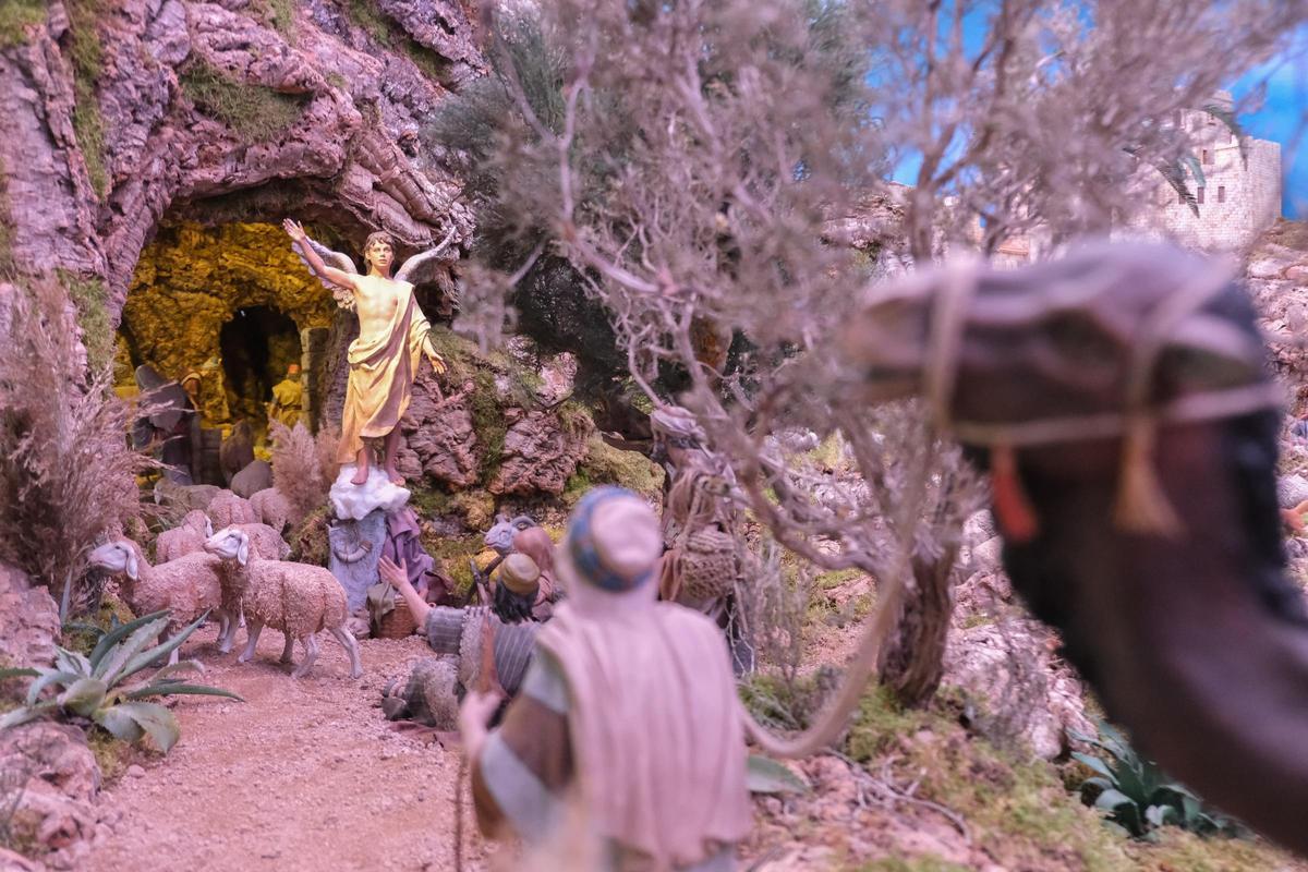 El belén se inaugura el 6 de diciembre en la Glorieta de Elche