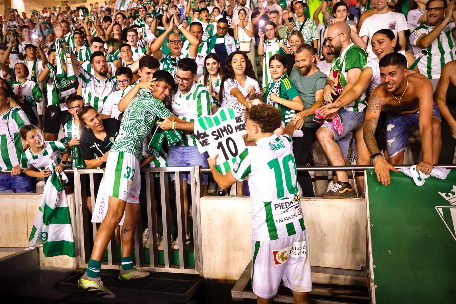 El Córdoba CF vuelve a Segunda / Las mejores imágenes de una noche para la historia