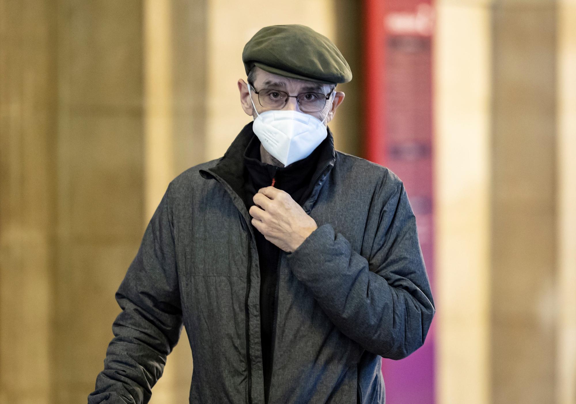 Josu Ternera, a su llegada al Palacio de Justicia de París.