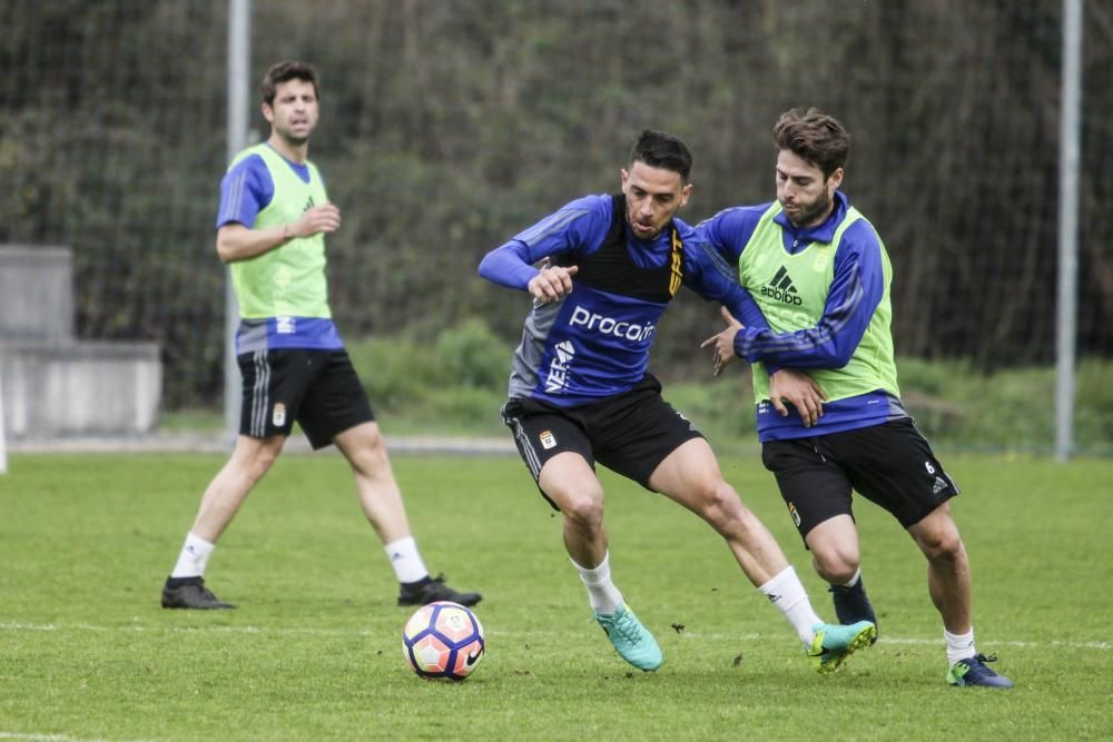 Entrenamiento del Real Oviedo en El Requexón