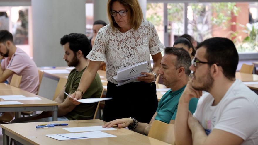 ¿Cuándo y dónde se publican las notas de las oposiciones a maestro en Andalucía?