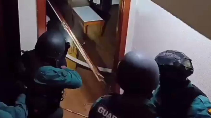 Cae en Canarias una red de ciberestafas: 15 detenidos y 1,6 millones defraudados