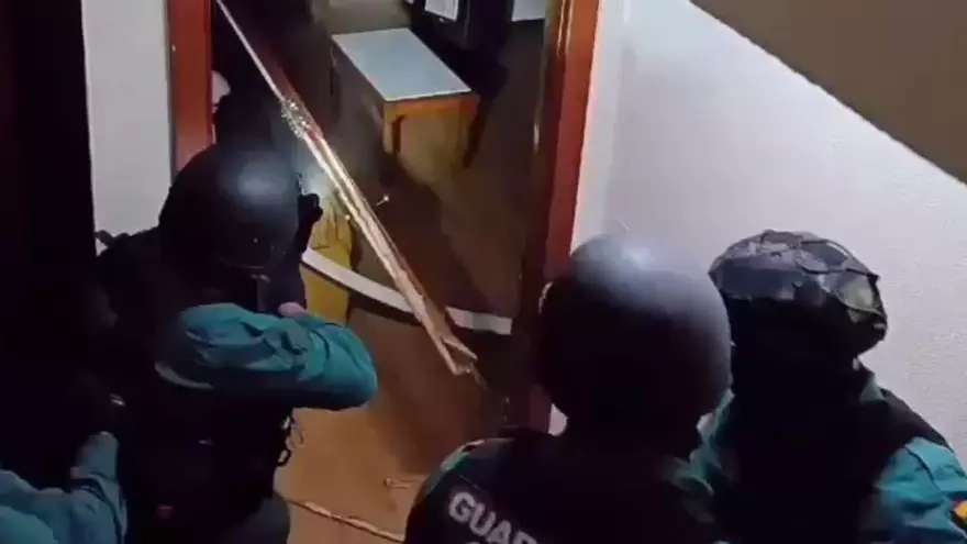Cae en Canarias una red de ciberestafas que arruinó vidas y empresas: 15 detenidos y 1,6 millones defraudados