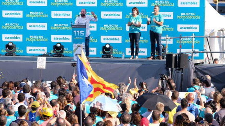 El vicepresident d&#039;Òmnium, Marcel Mauri, i la presidenta de l&#039;ANC, Elisenda Paluzie, a Diada del 2019