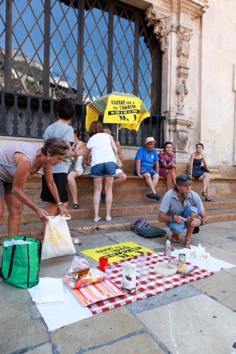 Vermut contra la masificación turística en Cort