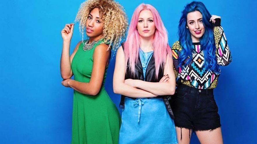 Las Sweet California, haciendo gala de su característico ´look´.