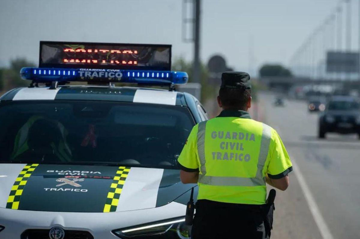 Un control de la Guardia Civil de Tráfico.