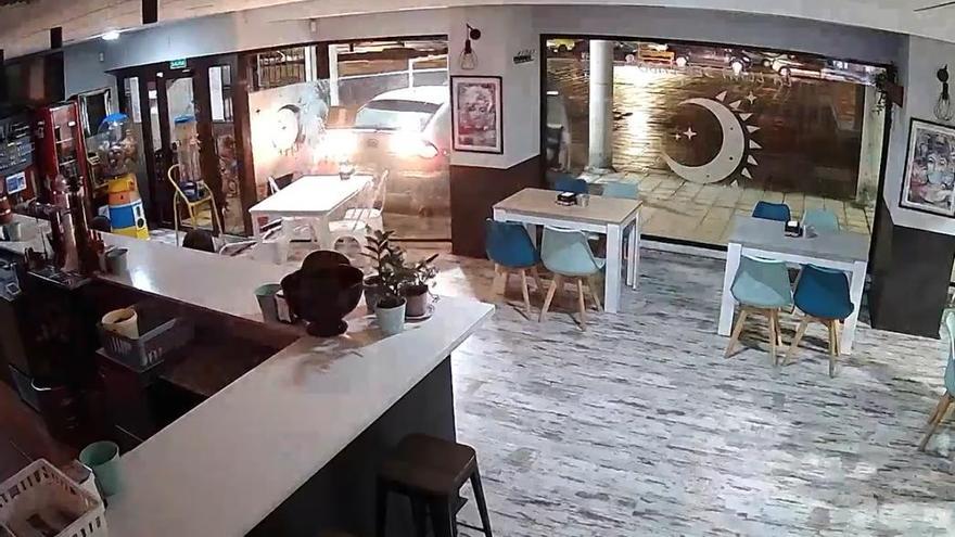 VÍDEO: Operación "Arista": la Guardia Civil detiene a seis individuos por diez robos con fuerza en gasolineras y negocios de Asturias