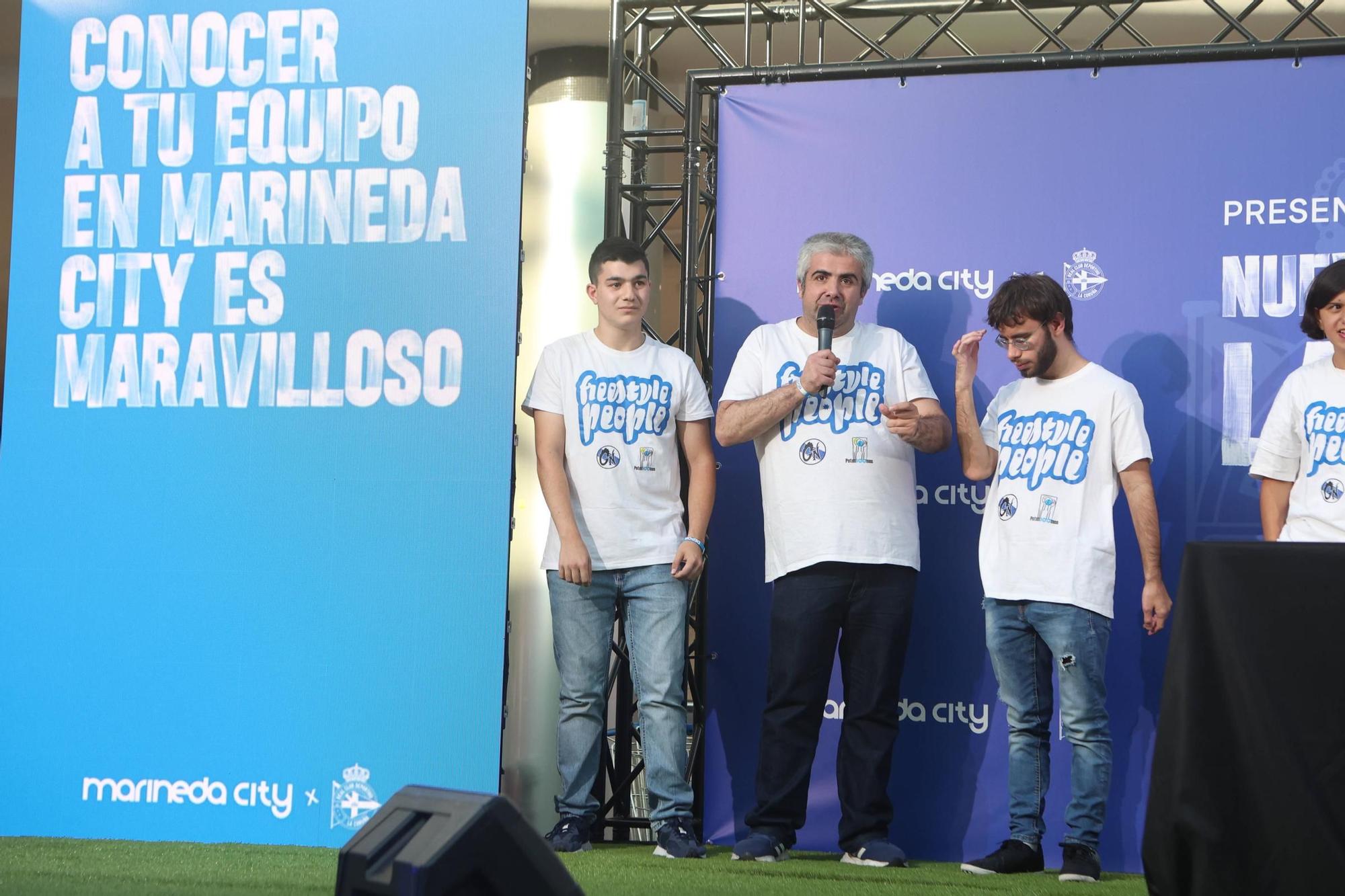 El Deportivo presenta en Marineda City sus equipaciones para la temporada 2025-2026