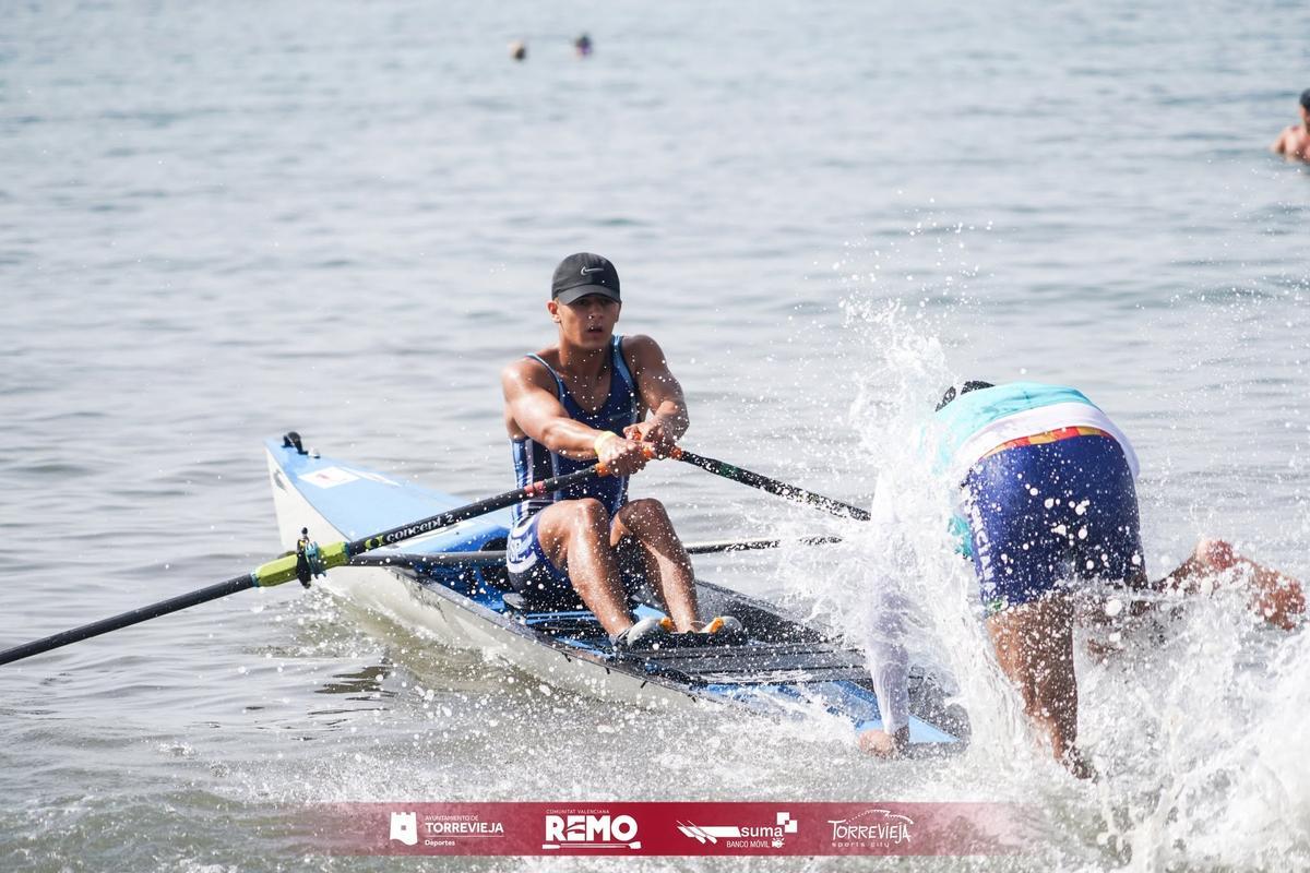 El Club Náutico de Santa Pola, protagonista en el Campeonato Autonómico de Beach Sprint de Torrevieja.