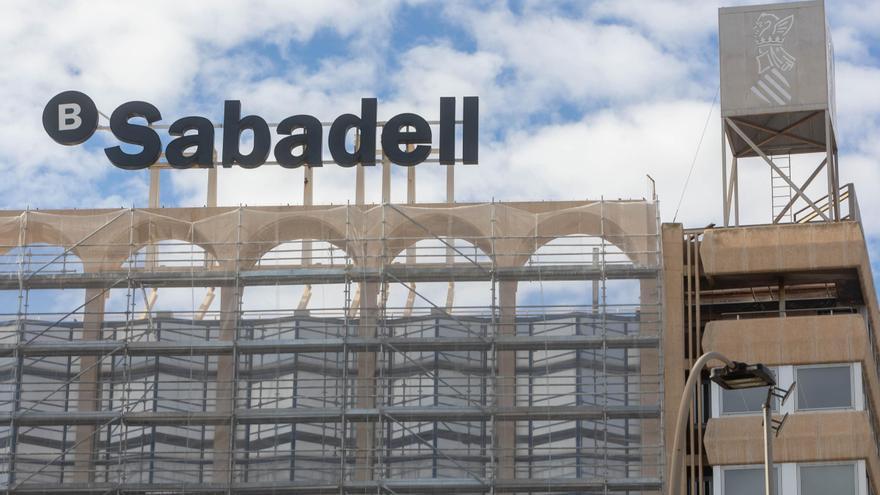 El segundo sindicato de Banco Sabadell pide a Trabajo que detenga la opa de BBVA