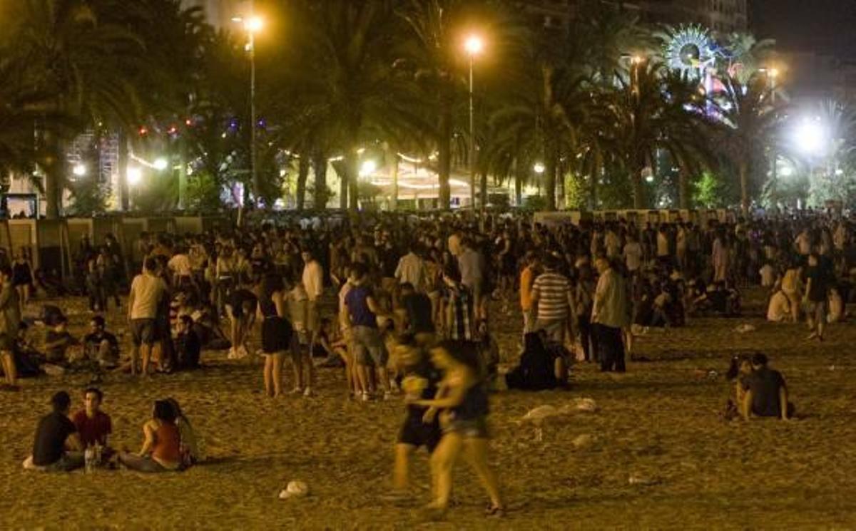 De las bolsas vacías y las botellas tiradas al Aquí no ha pasado nada