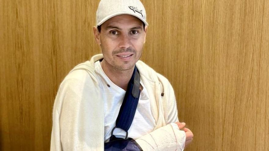 Rfa Nadal, tras ser operado de su mano derecha.