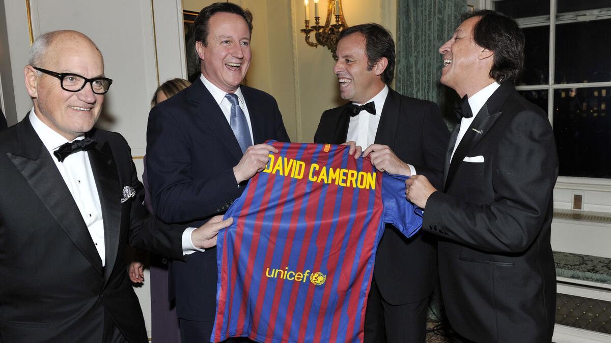 Gabriel Masfurroll, junto a Sandro Rosell y David Cameron, en el momento de la fotografía (2012) primer ministro del Reino Unido / IAN MCILGORM FOR LAUREUS