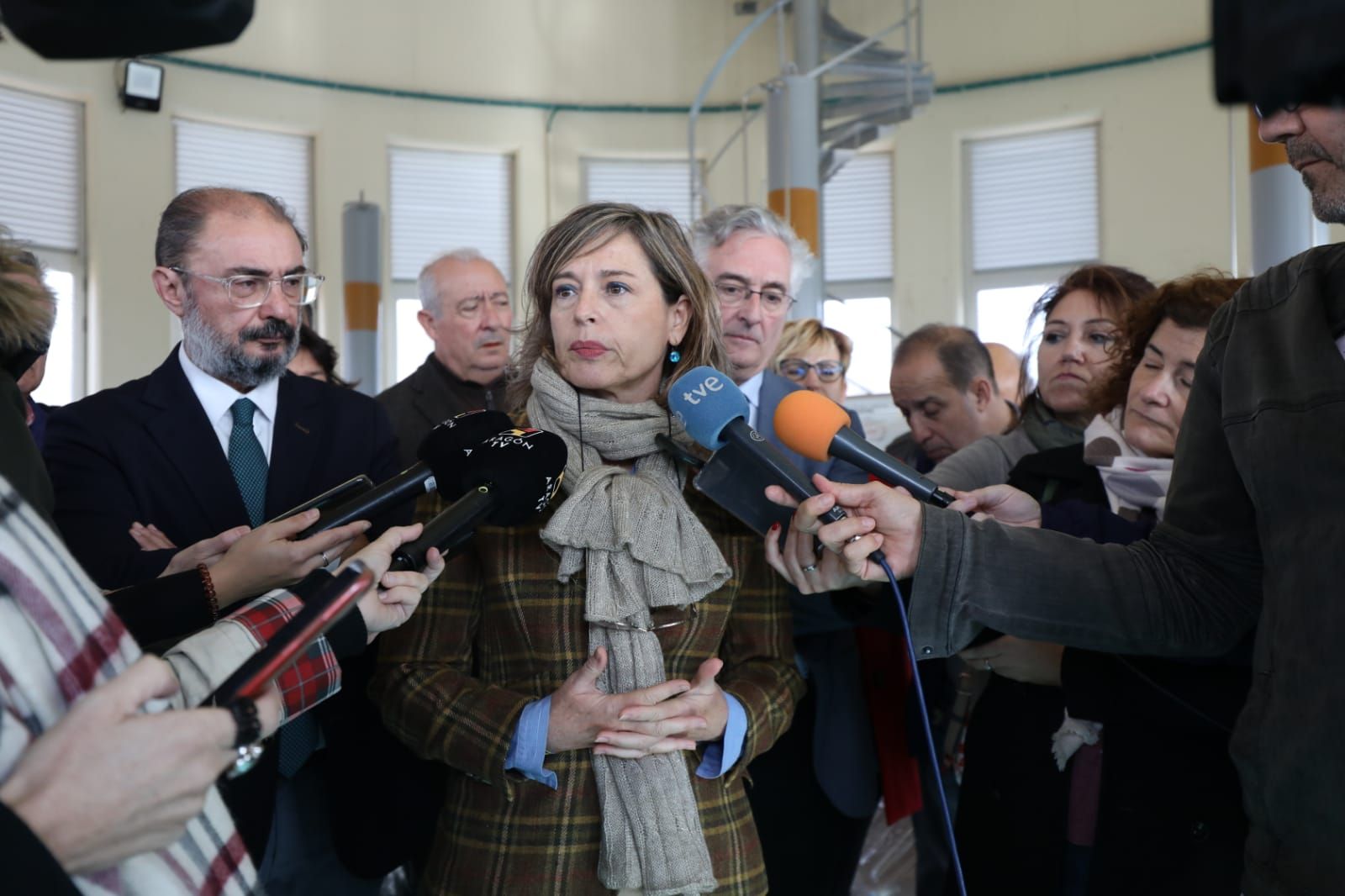 FOTOGALERÍA | Visita de Lambán y María Dolores Pascual al embalse de Mularroya