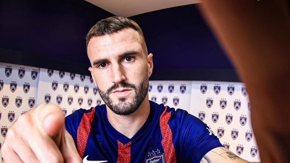 Raúl Parra, a su llegada al Johor, su último club.