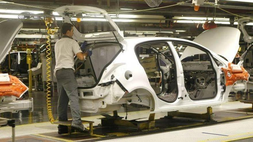 La automoción aragonesa espera crear 700 empleos este año por el tirón de Opel