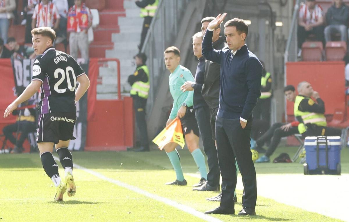 Borja Jiménez durante el encuentro entre el Sporting y el Valladolid