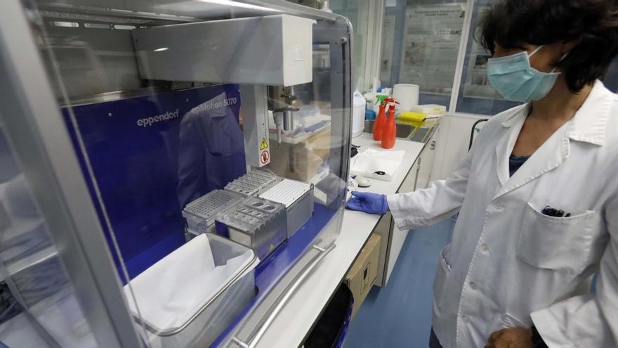 Son Espases incorporará robots para hacer hasta 2.400 pruebas PCR al día