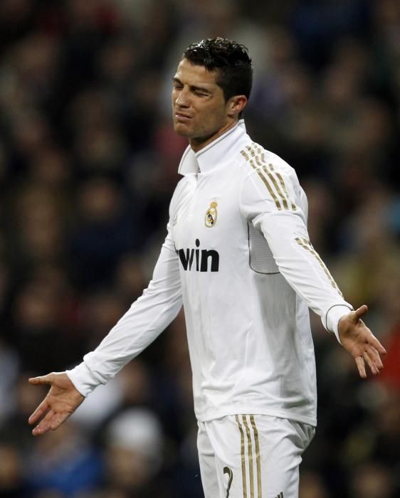 30.- Cristiano Ronaldo – 856 partidos – 11 expulsiones