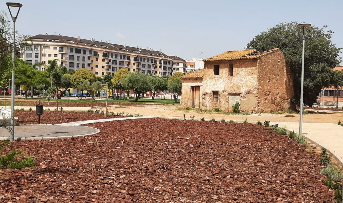 También deberá esperar, ante la falta de interés actual de las empresas, la alquería del jardín Botànic Calduch.