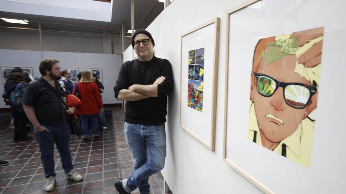 Javier Rodríguez, dibujante de cómics y Premio Eisner en la Escuela de Arte de Oviedo.