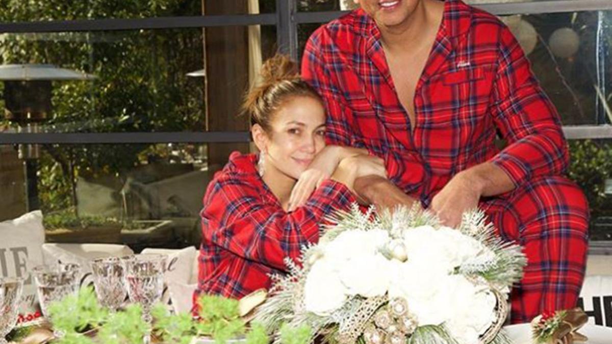 Jennifer Lopez y Alex Rodriguez con pijamas a juego
