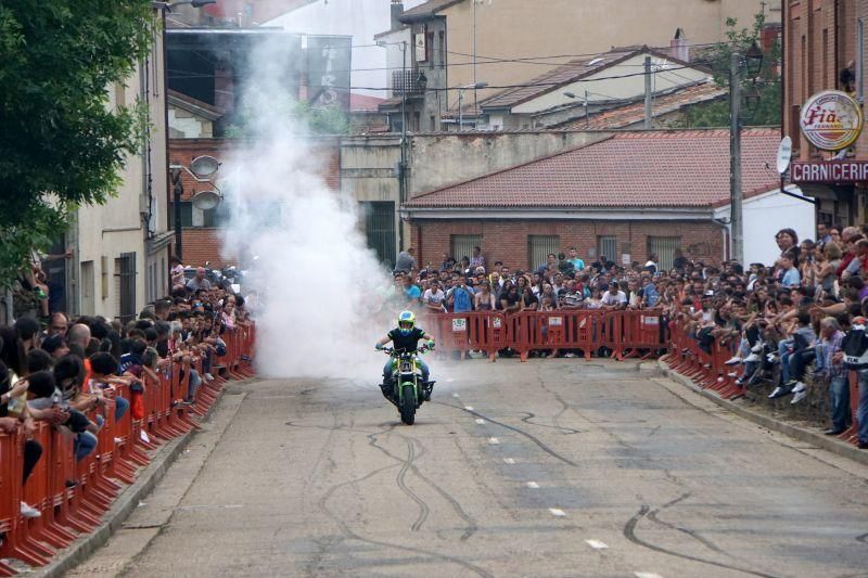 Aficionados en la cita motera de Alcañices.