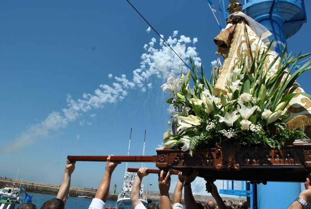 Procesión de la Virgen de El Carmen en Tapia