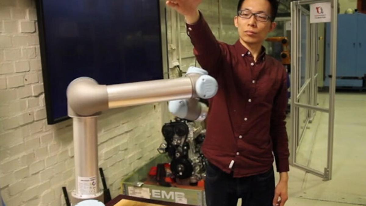 Crean un robot con IA que es consciente del entorno