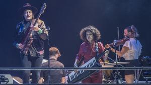 Concierto de Arcade Fire en el Palau Sant Jordi. En la imagen, Win Butler y Regine Chassagne