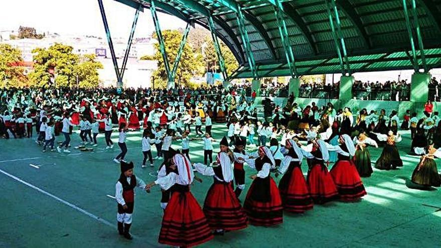 Arteixo celebra el Día da Muiñeira con 36 grupos