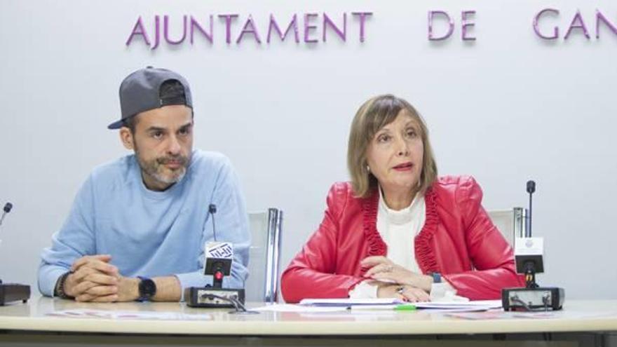 Juan Llorca y Liduvina Gil, ayer en rueda de prensa.