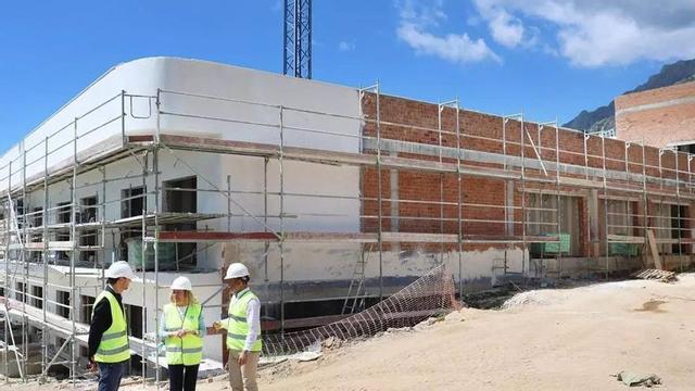 Parte de la futura residencia de mayores, durante el proceso de construcción del equipamiento.