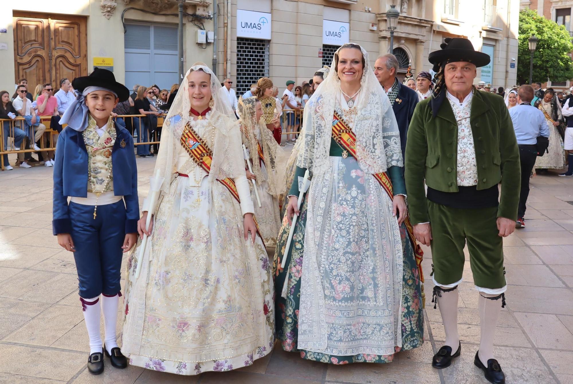 Comisiones de falla en la Procesión de la Virgen (2/5)