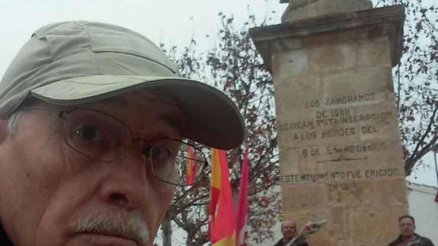 Participantes en el homenaje.