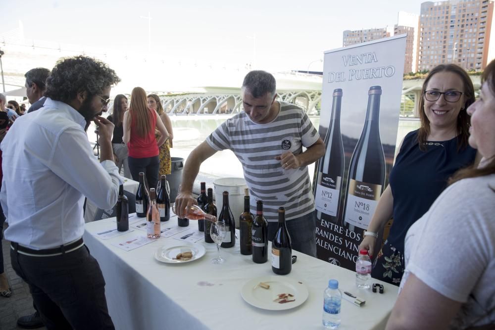 Fiesta del vino de la DOP Valencia en Les Arts