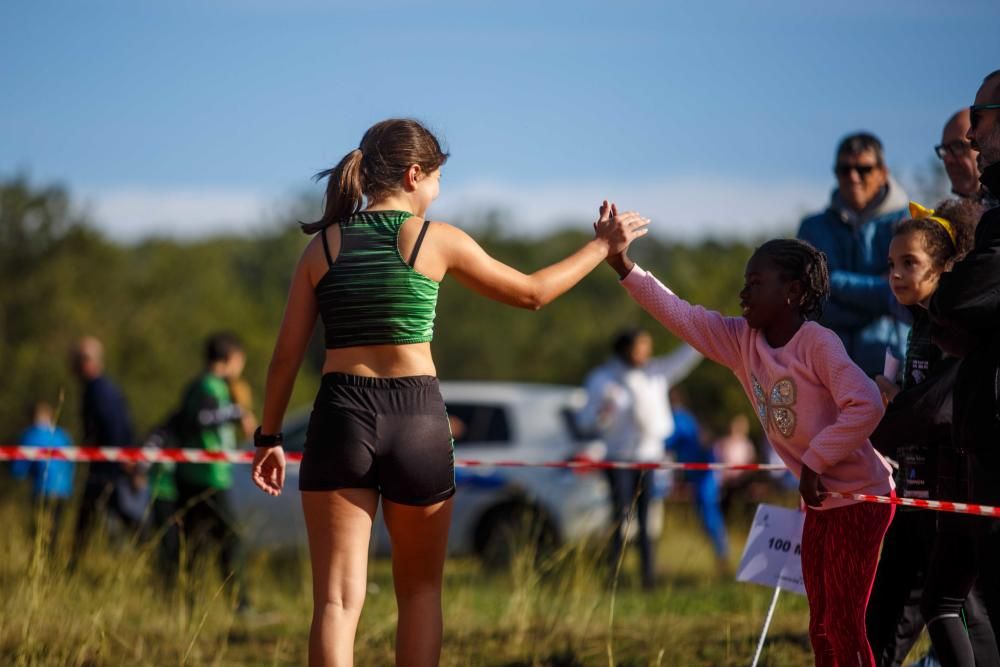 El circuito de cross de Buscastell acogió este sábado la primera prueba de campo a través de la temporada en Ibiza para categorías inferiores